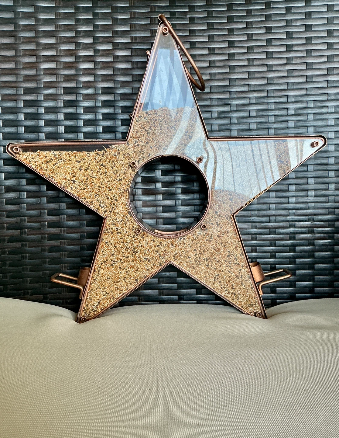 Large Star Bird Feeder 🌟 Metal Outdoor Garden Decor