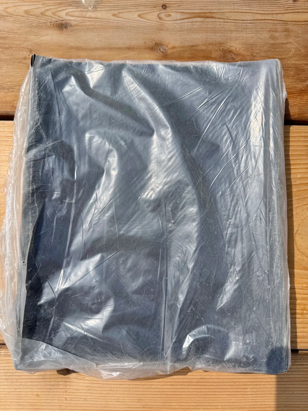 Grit 400 • Waterproof Sandpaper • 9”x11” • $1.5 Each - photo 2