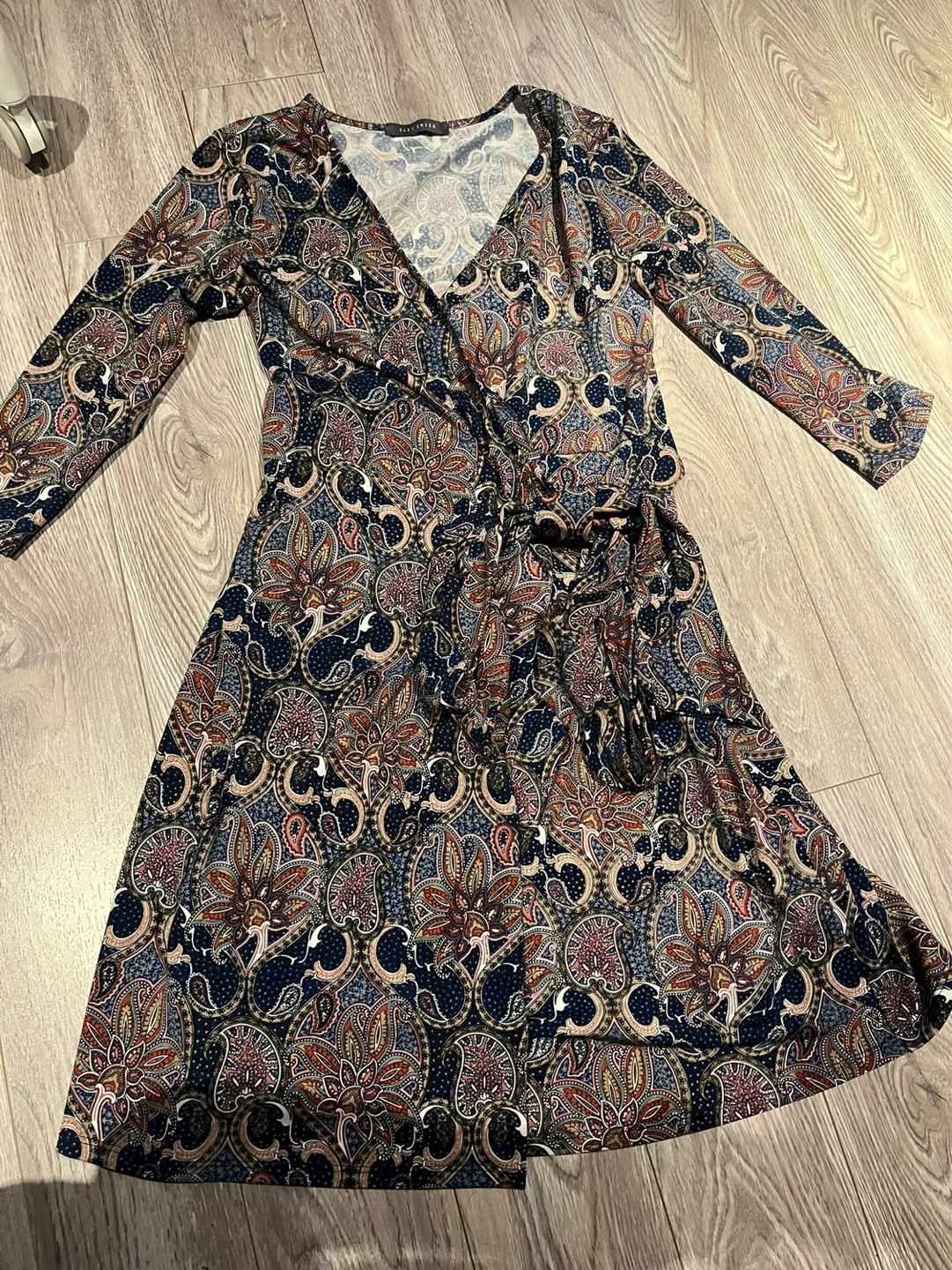 Suzy Shier Paisley Wrap Dress - XS
