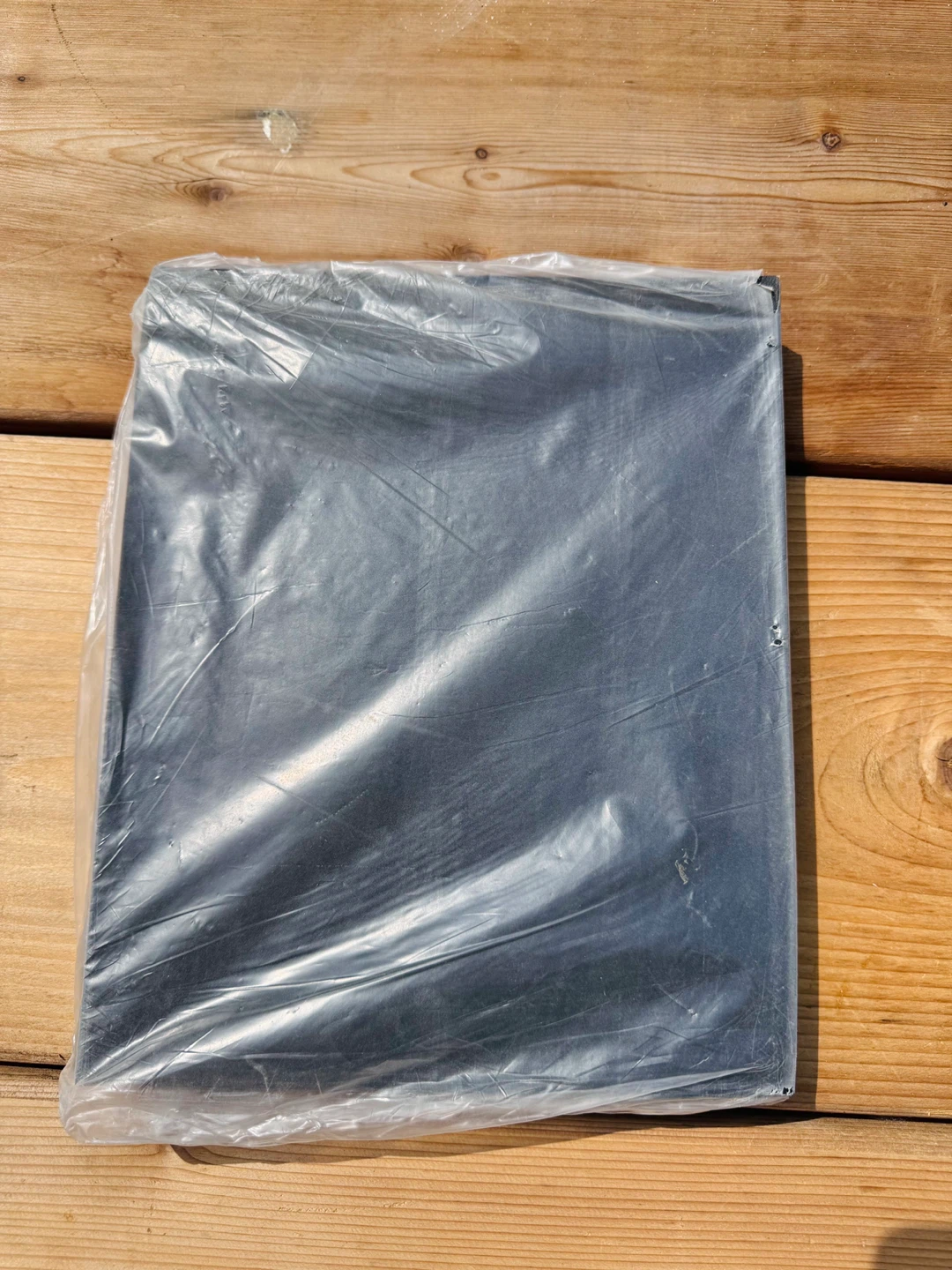 Grit 320 • Waterproof Sandpaper • 9”x11” • $1.5 Each - photo 2