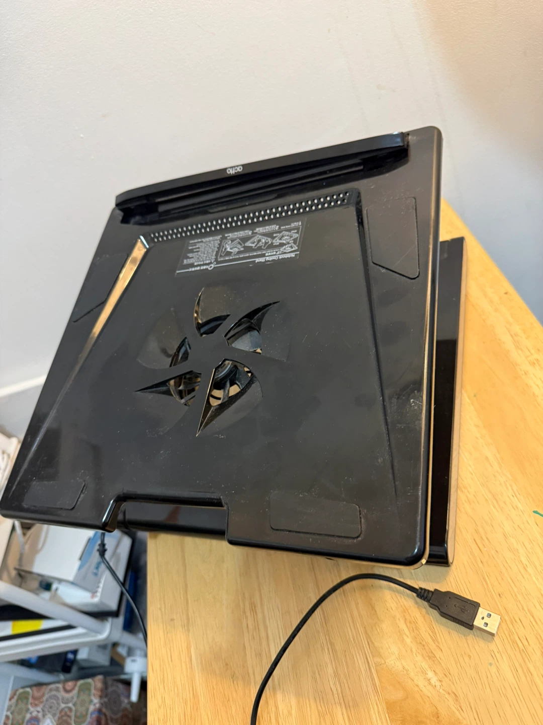 Laptop cooling stand - photo 2