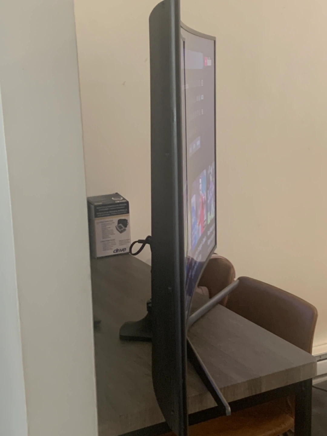 Samsung Curved Smart TV - photo 2
