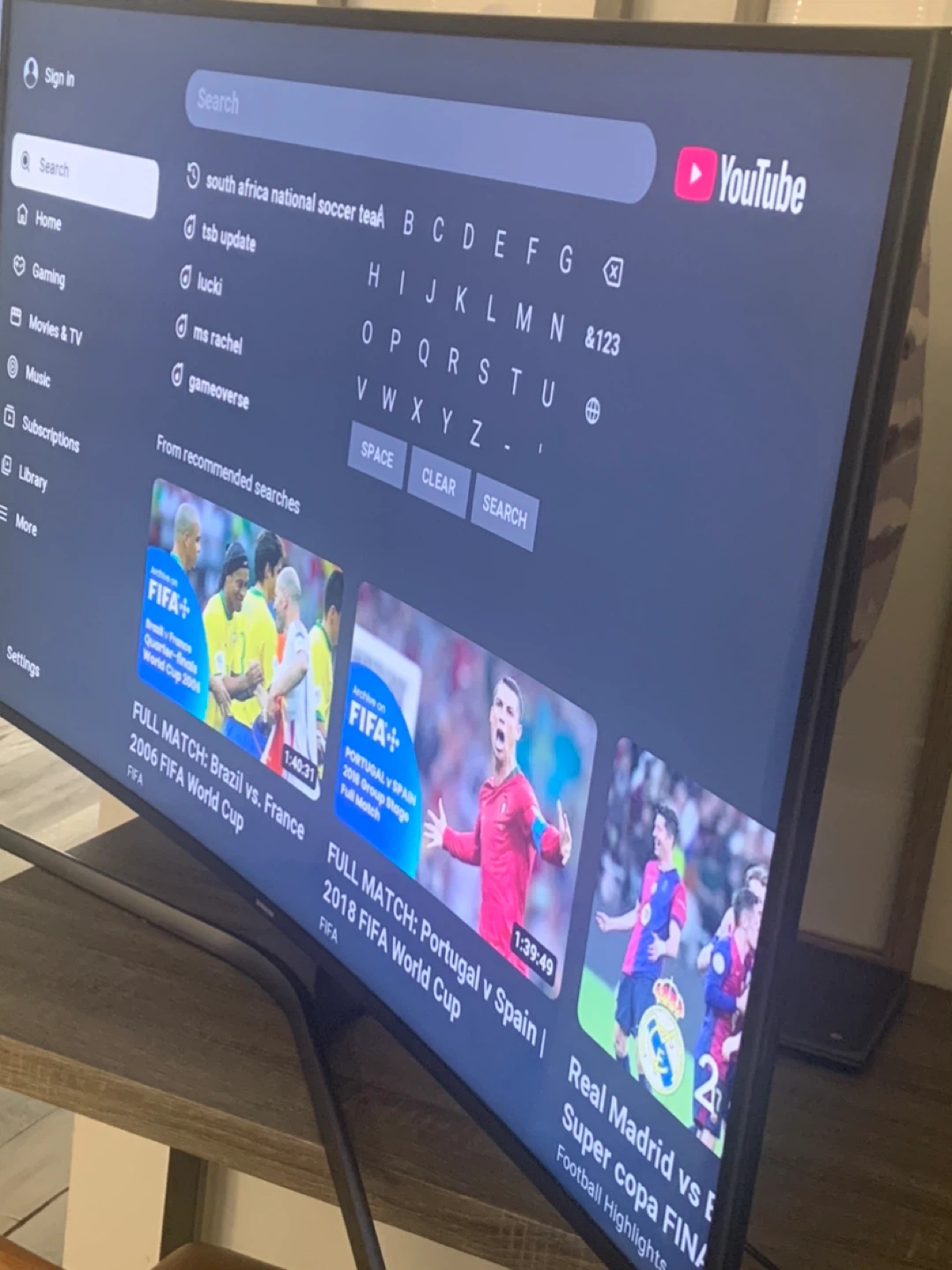 Samsung Curved Smart TV - photo 4
