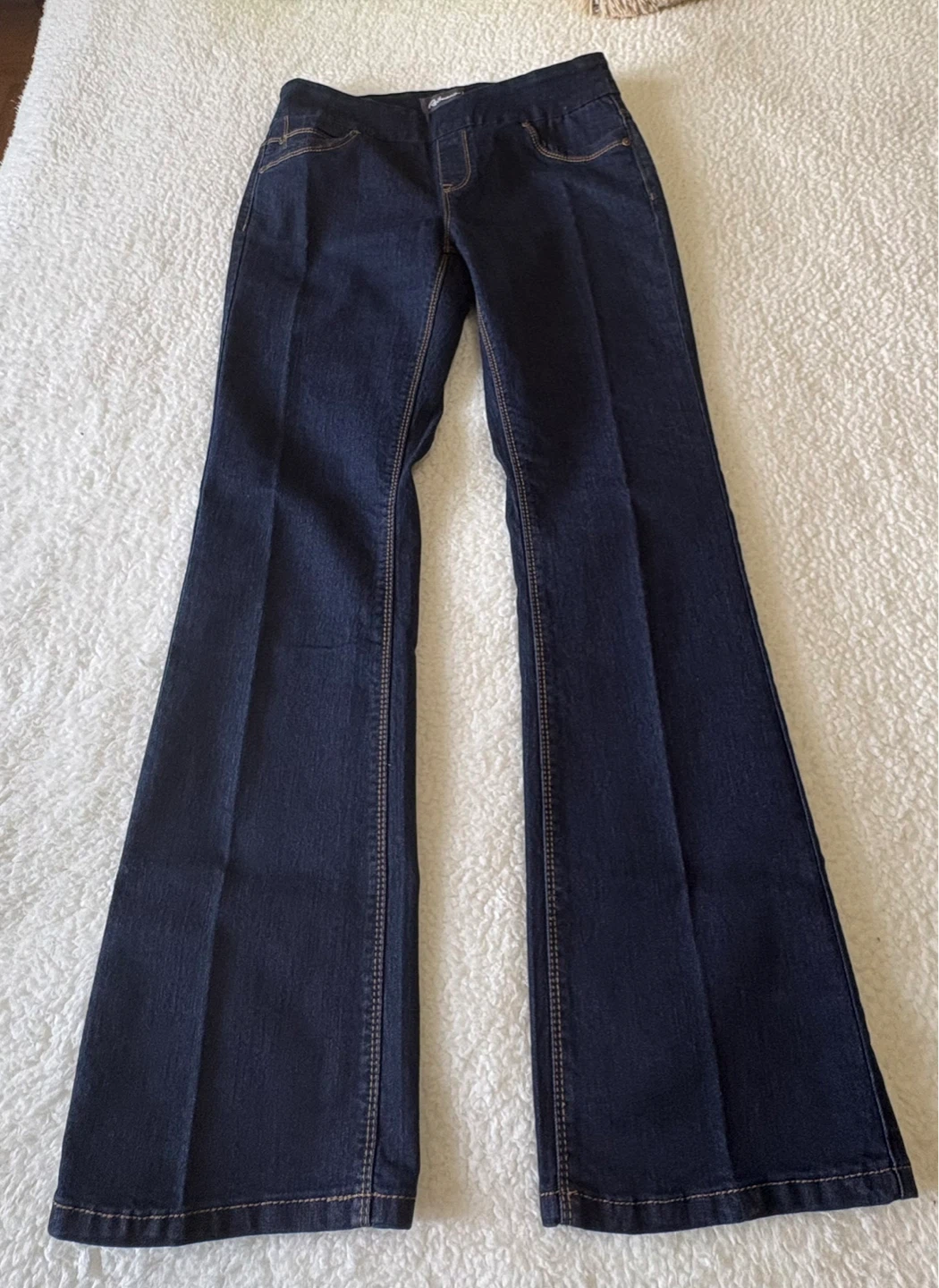 Reitmans dark wash flare jeans Petites 4