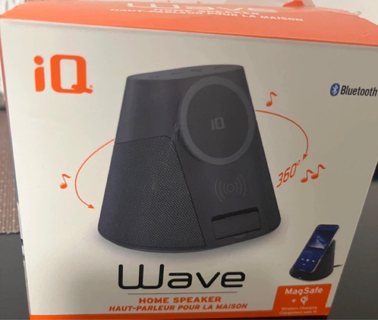 iQ Wave Home Speaker with MagSafe Wireless Charging - photo 3
