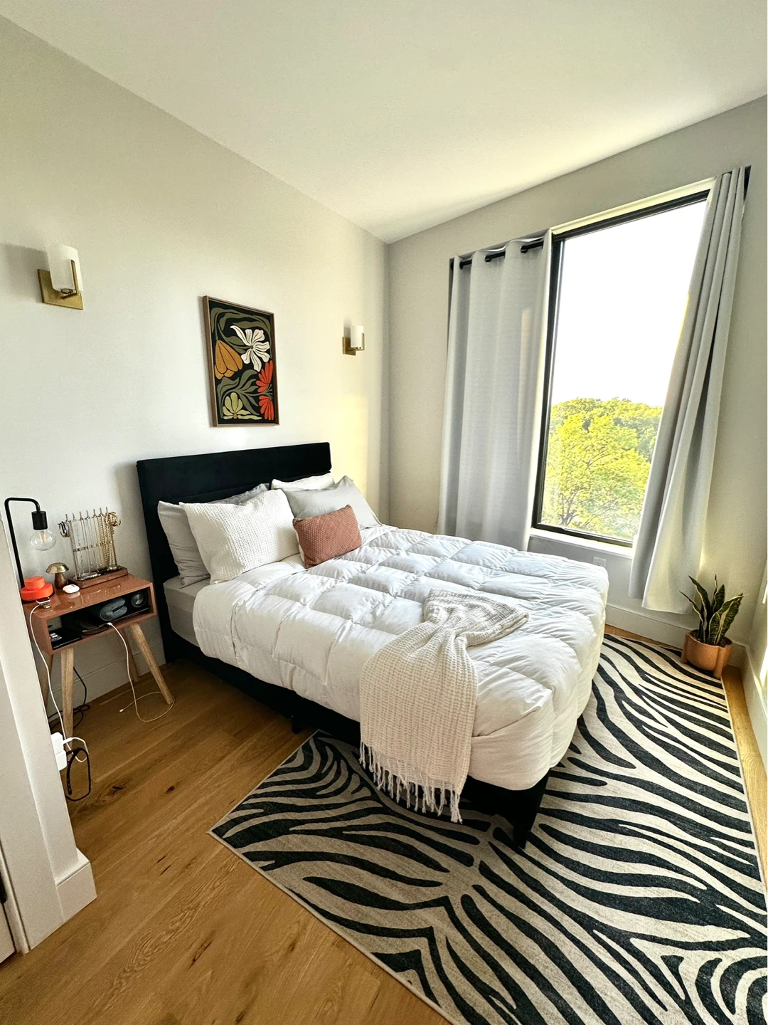Zebra Print Area Rug - photo 2