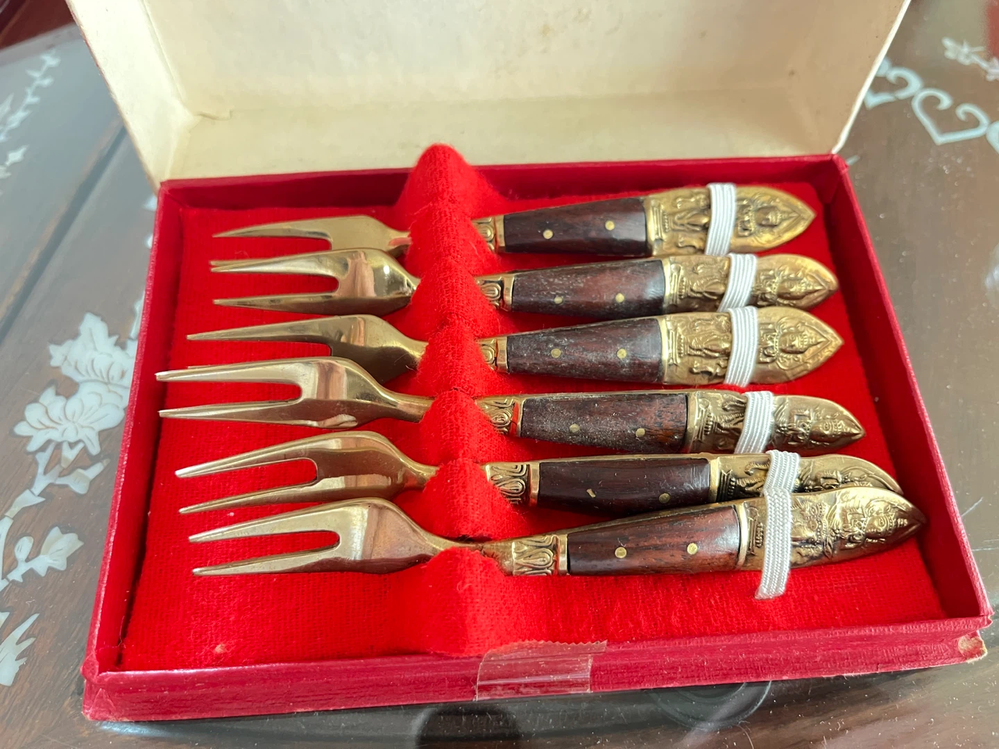 Set of 6 Fruit Forks with Wooden Handles (Brass metal) - photo 2