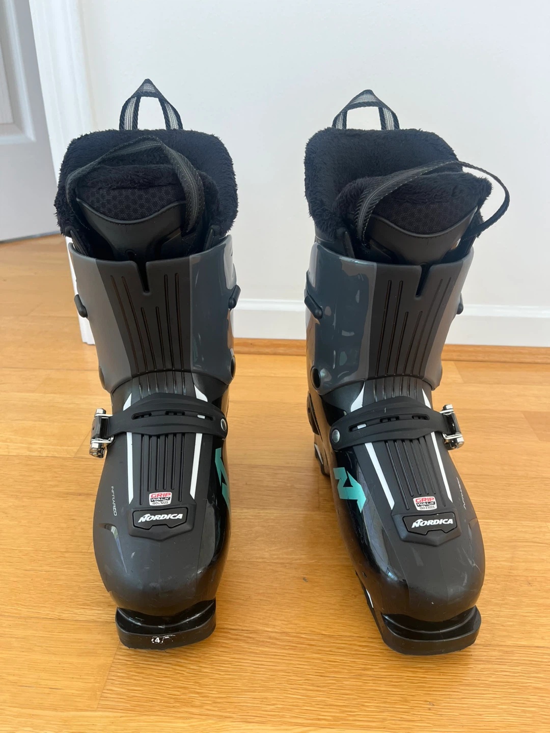 Nordica HF 85 W Ski Boots