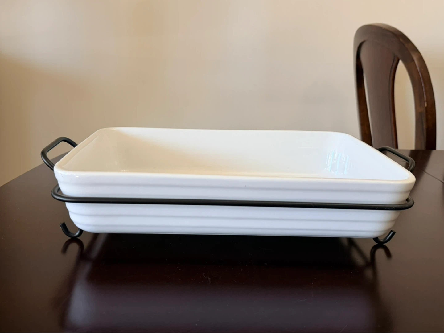 White Ceramic Baking Dish Set with Black Metal Holders - photo 3