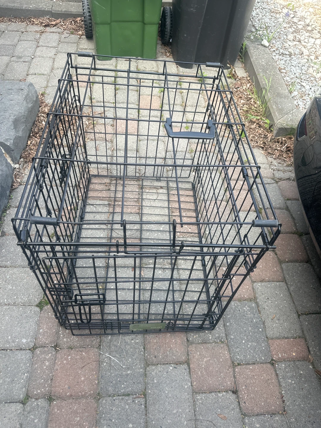 iCrate Dog Crate 24 x 18 x 19 inches