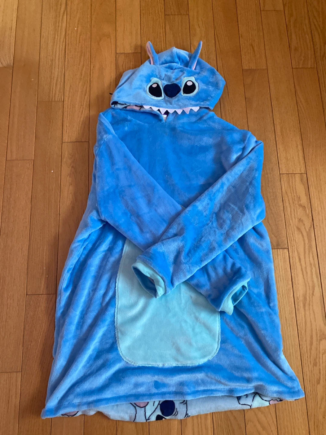 Blue Stitch Fleece Hooded Wearable Blanket
