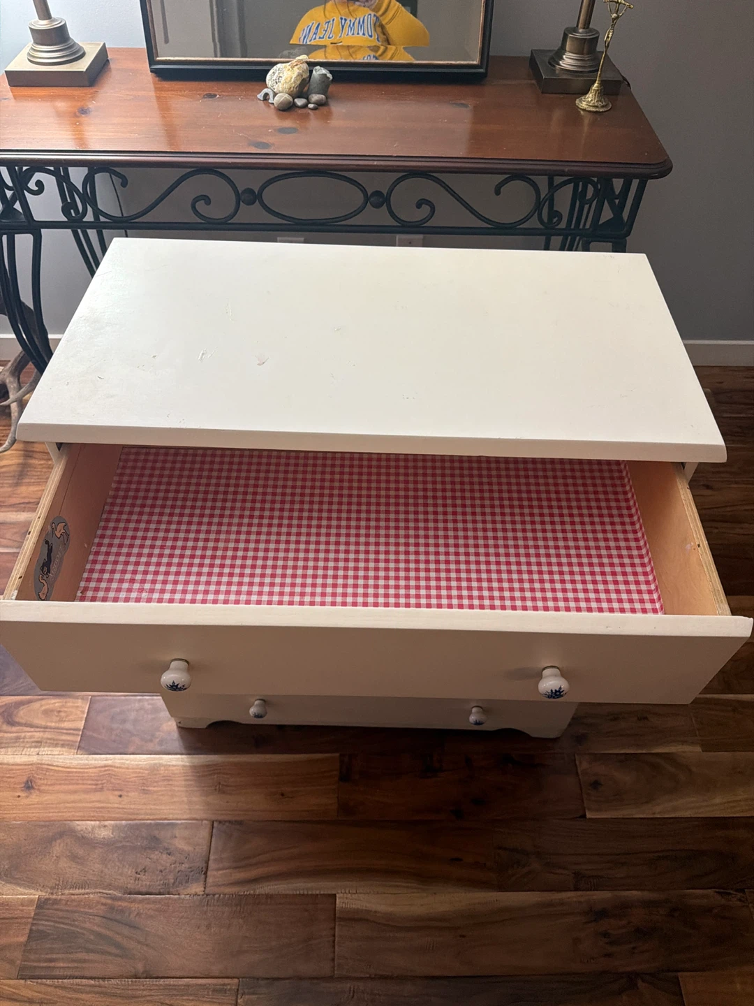 White antique 4-Drawer Dresser with Gingham Liner