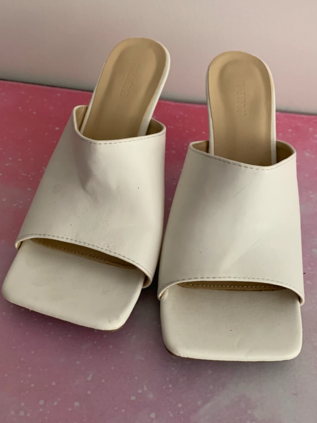 Forever 21 White Square Toe Heeled Mules - Size 7