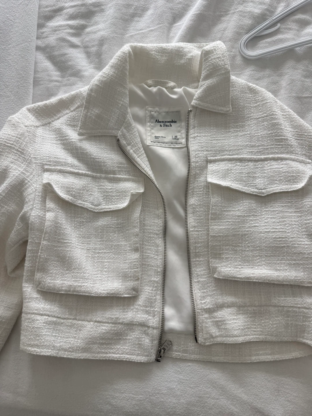 Abercrombie & Fitch White Textured Cropped Jacket - XS