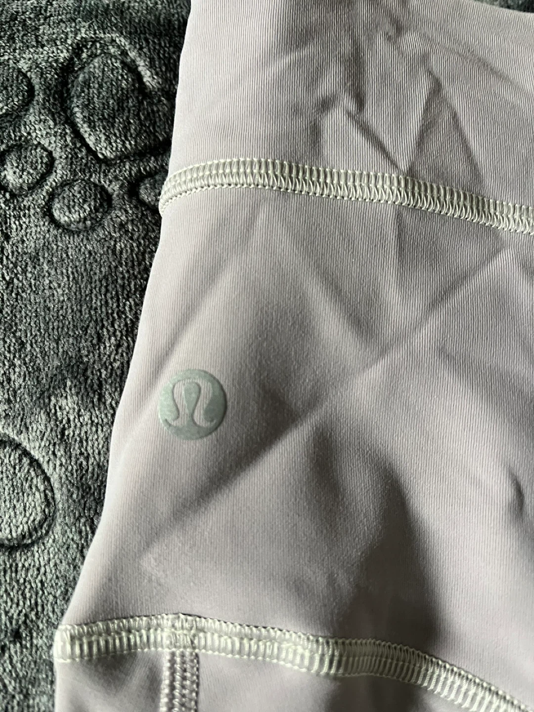 Lululemon Align High-Rise Short 4" Lilac Size 6