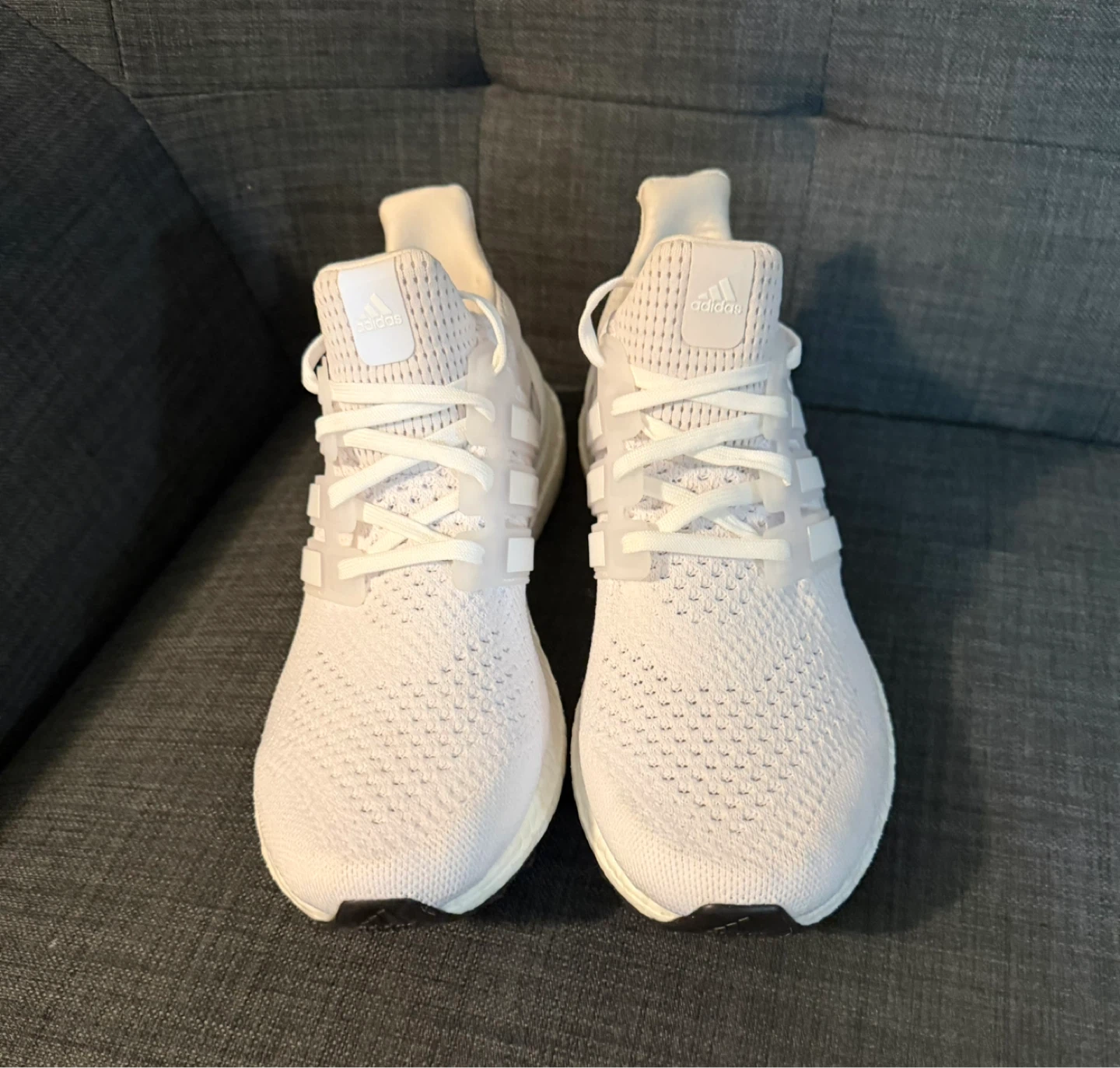 Adidas Ultraboost Running Shoes Size 9 - photo 2