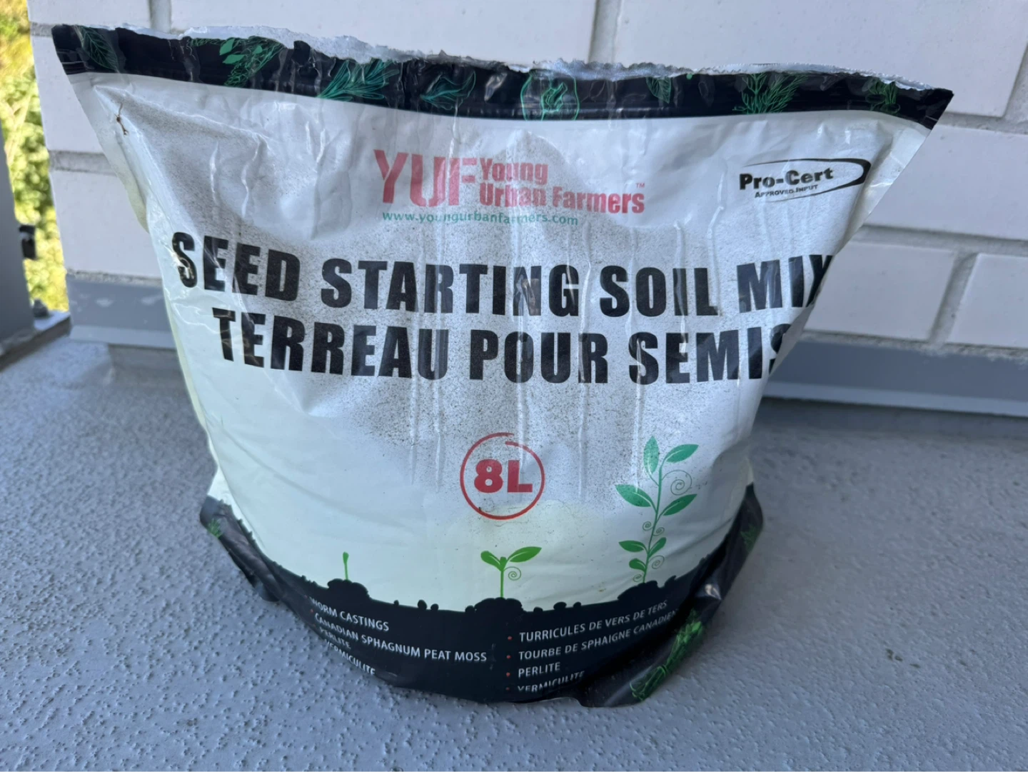 Young Urban Farmers Seed Starting Soil Mix 8L