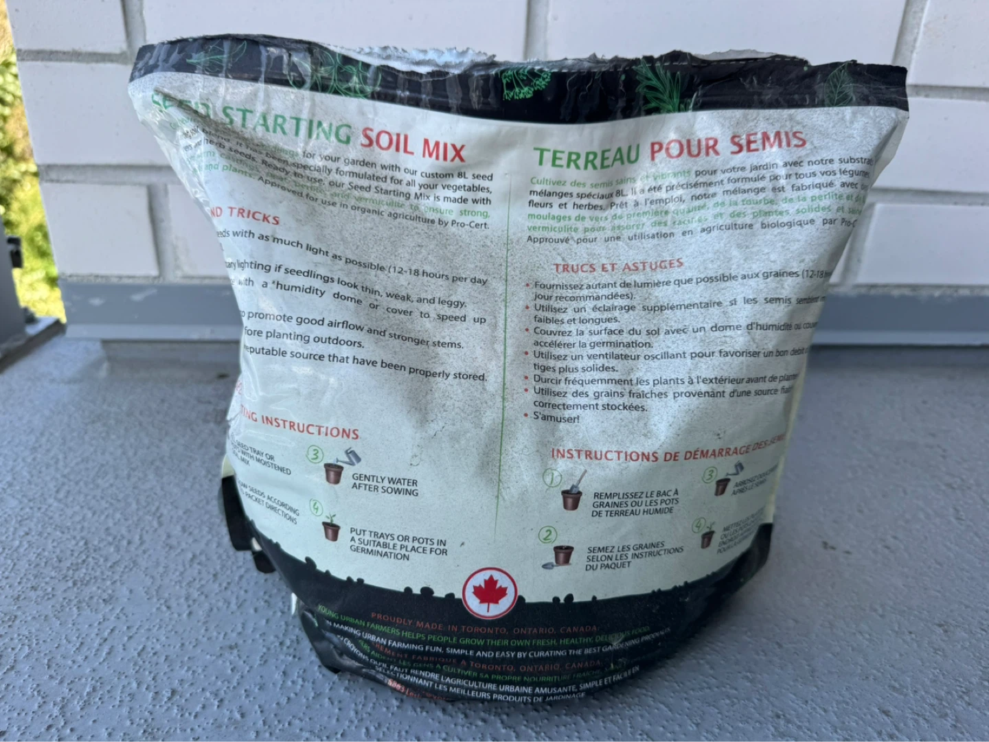 Young Urban Farmers Seed Starting Soil Mix 8L - photo 2