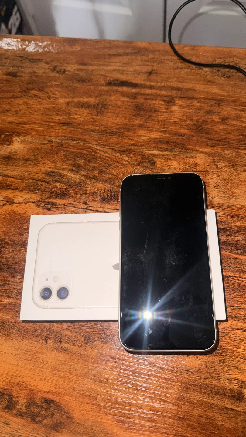 Apple iPhone 11 White - photo 2