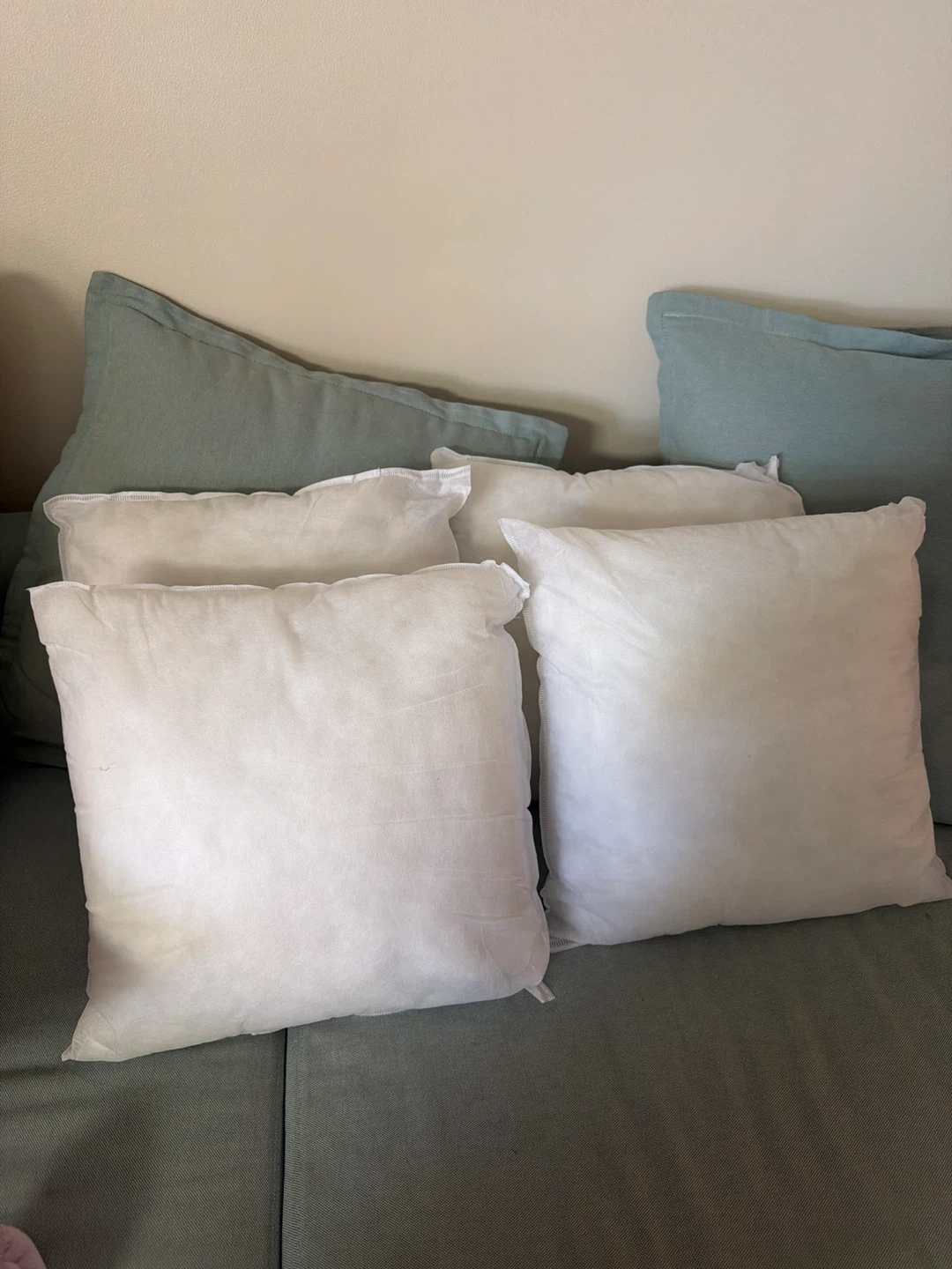 Set of 4 Square Pillow Inserts 20x20
