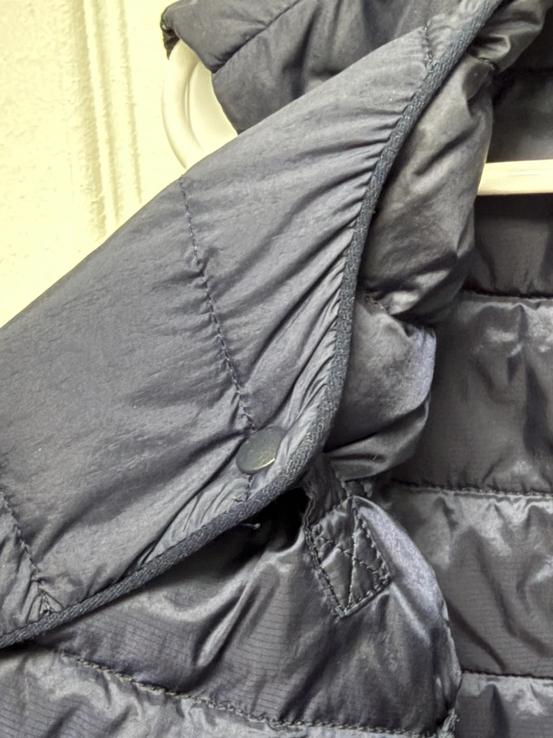 Uniqlo Ultra Light Down Vest XS Navy - photo 5