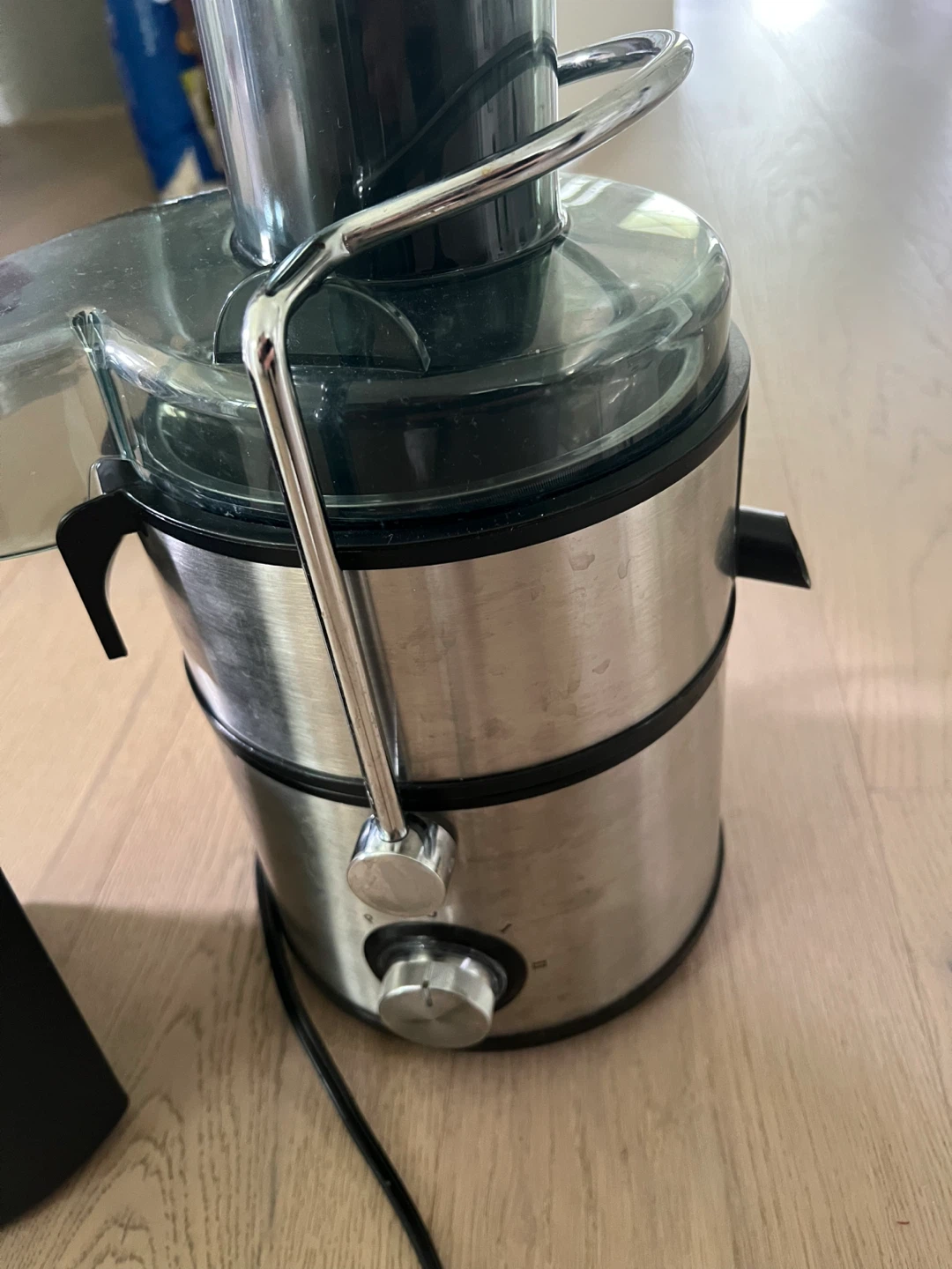 Costway 5 in 1 Juice Extractor - photo 3