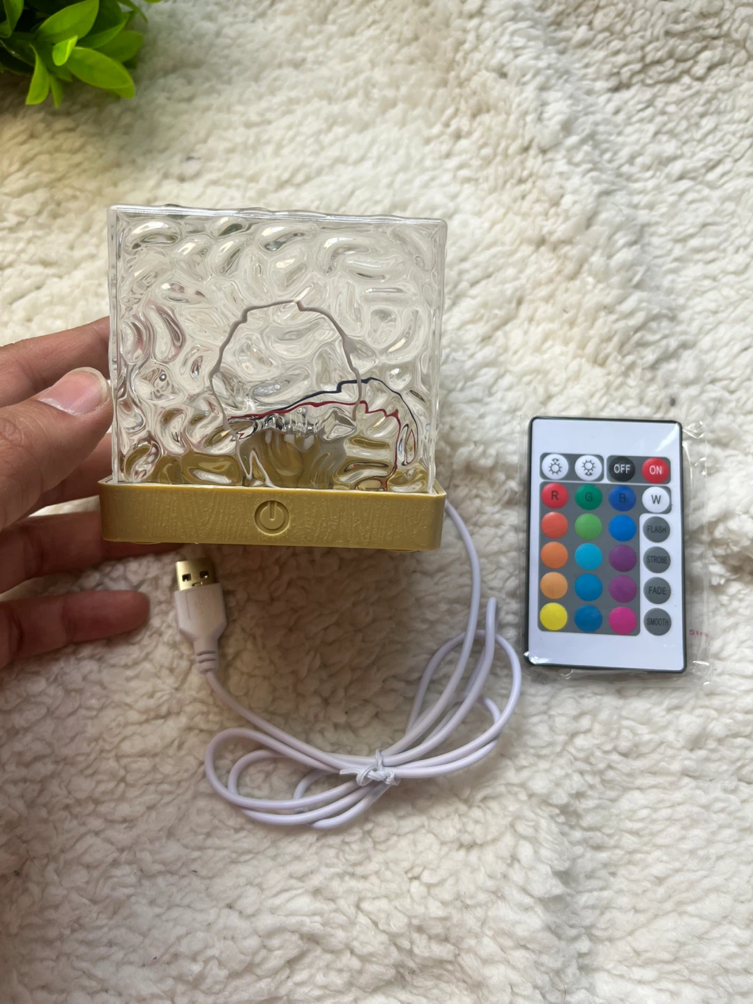 LED Cube Lamp with Remote