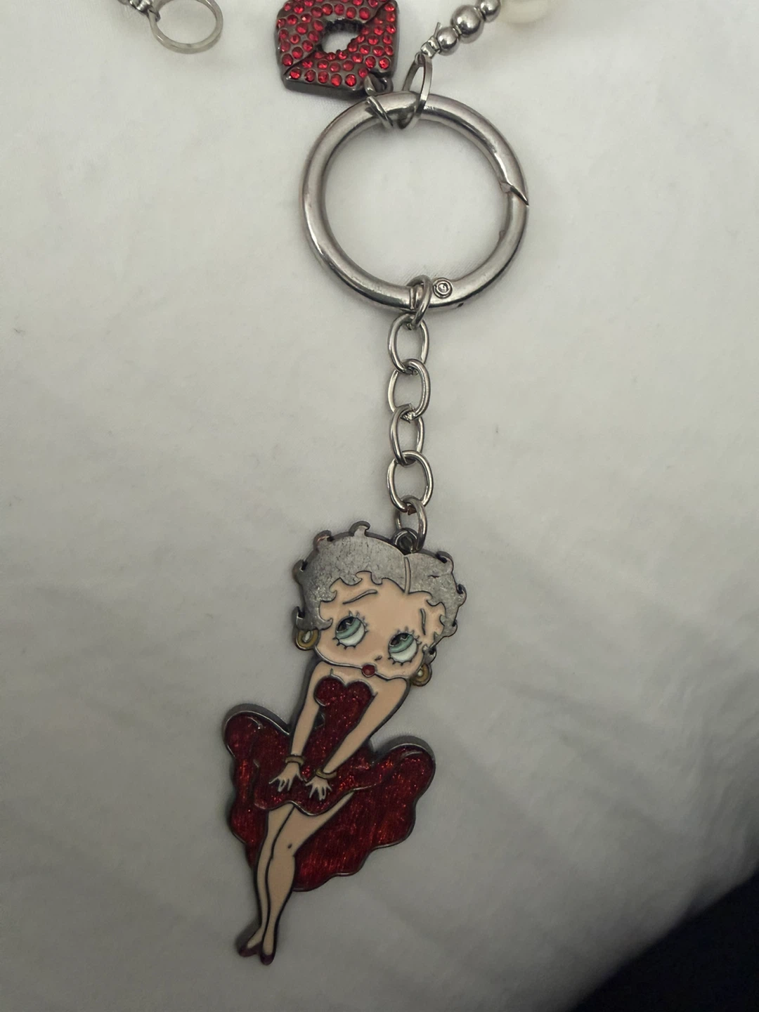 Betty Boop Keychain with Pearls and Rhinestone Lips - photo 2