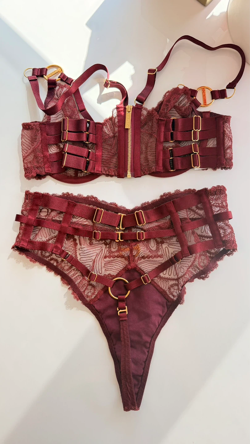 Bordelle Lingerie Set XS – New, Never Worn - photo 2