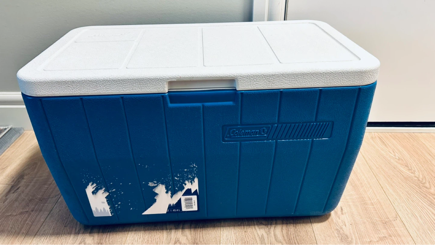 Coleman Cooler / Ice Chest – Blue & White