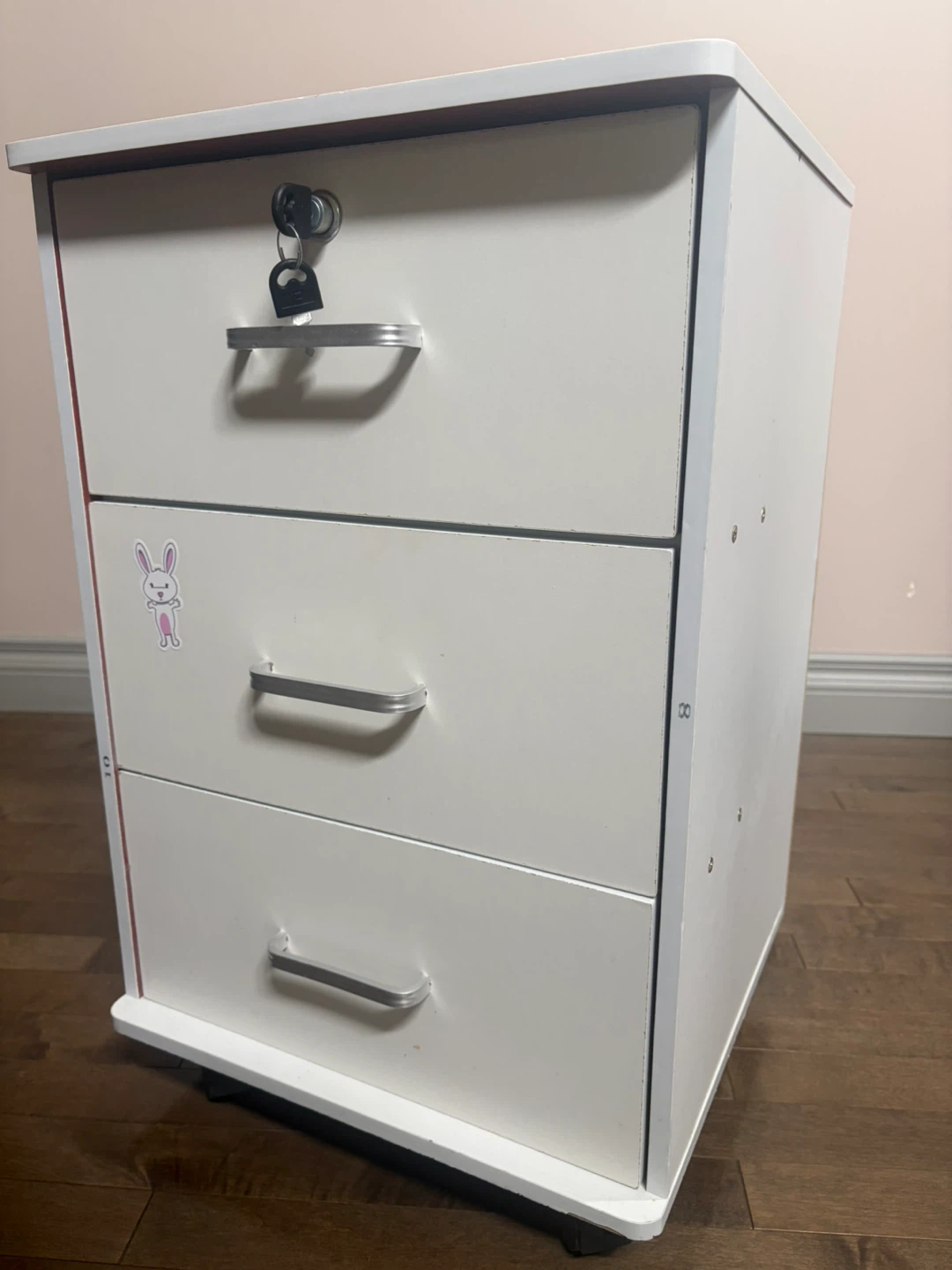 White 3-Drawer Filing Cabinet with Lock