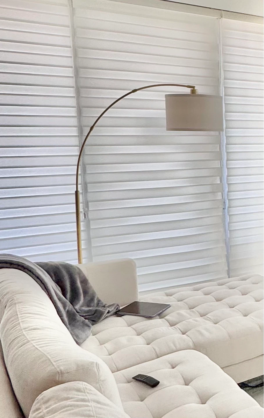 Modern Gold Arc Floor Lamp – Adjustable Hanging Shade