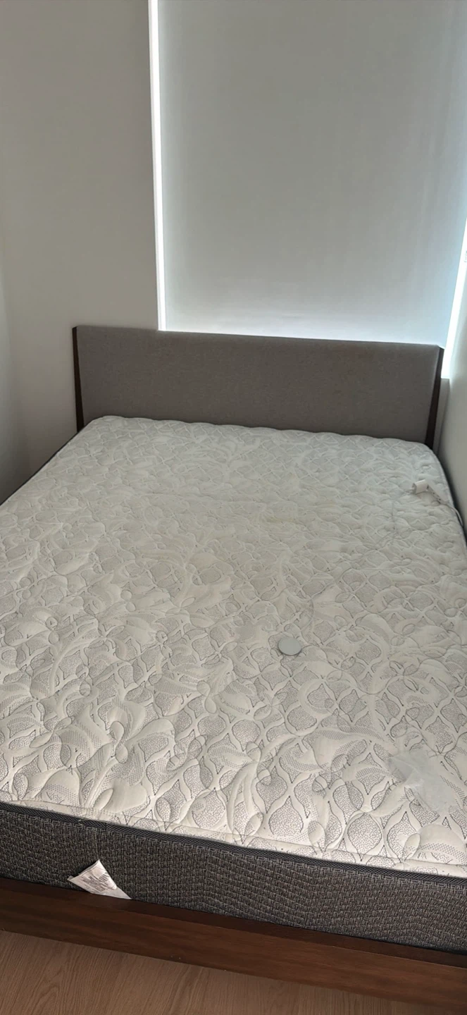 FREE Queen Size Bed - Complete with headboard & frame & mattress - photo 2