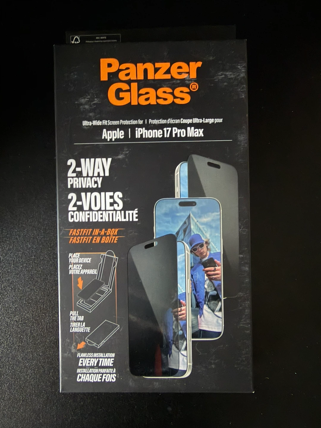 iPhone 17 Pro Max privacy screen protector