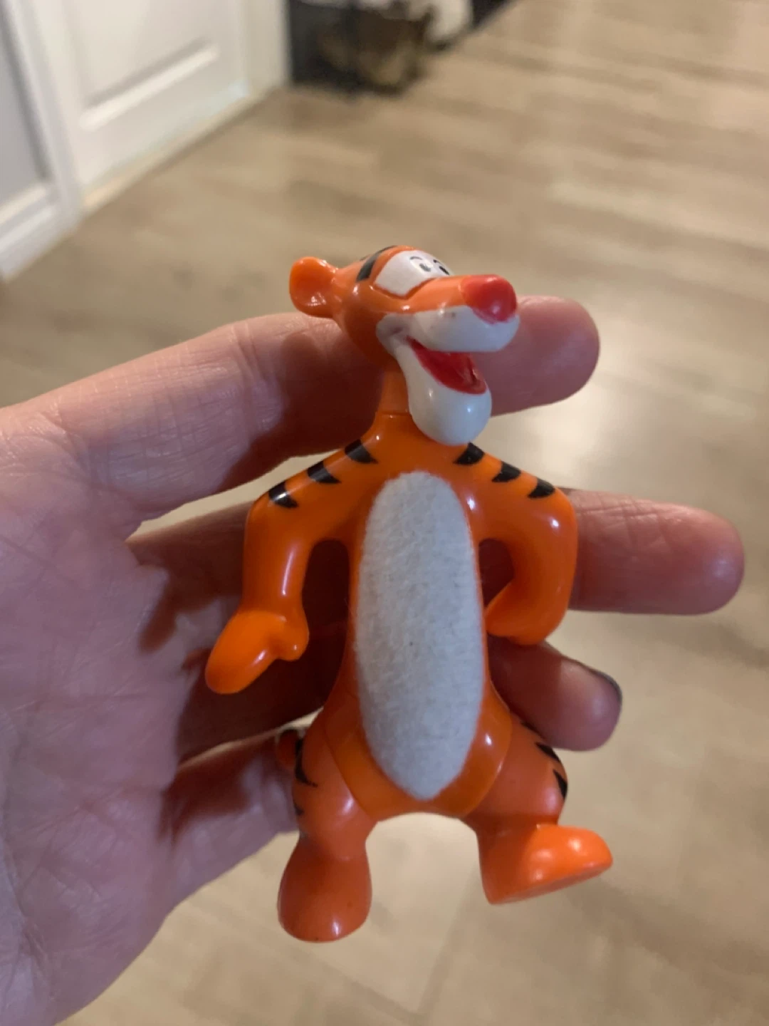 $5 each figurines - photo 5