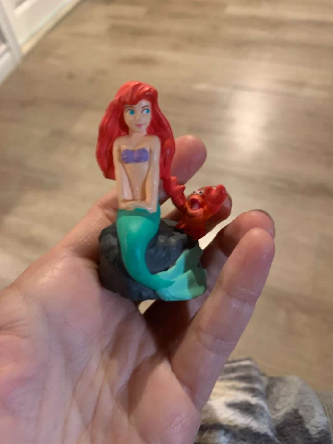 $5 each figurines - photo 2