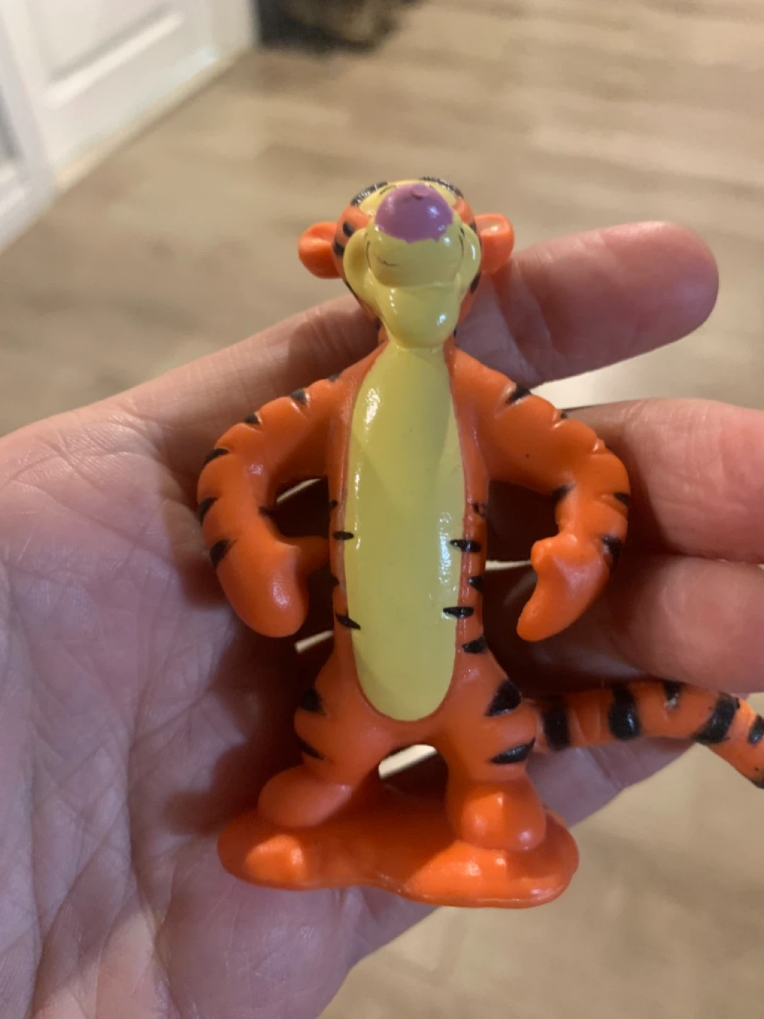 $5 each figurines - photo 4