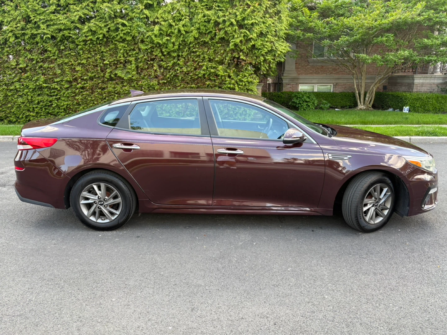 Kia Optima Sedan - photo 5