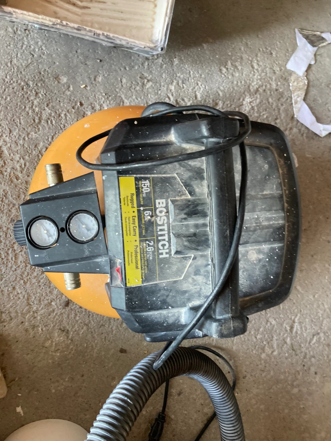 Bostitch 6 Gallon Air Compressor - photo 4