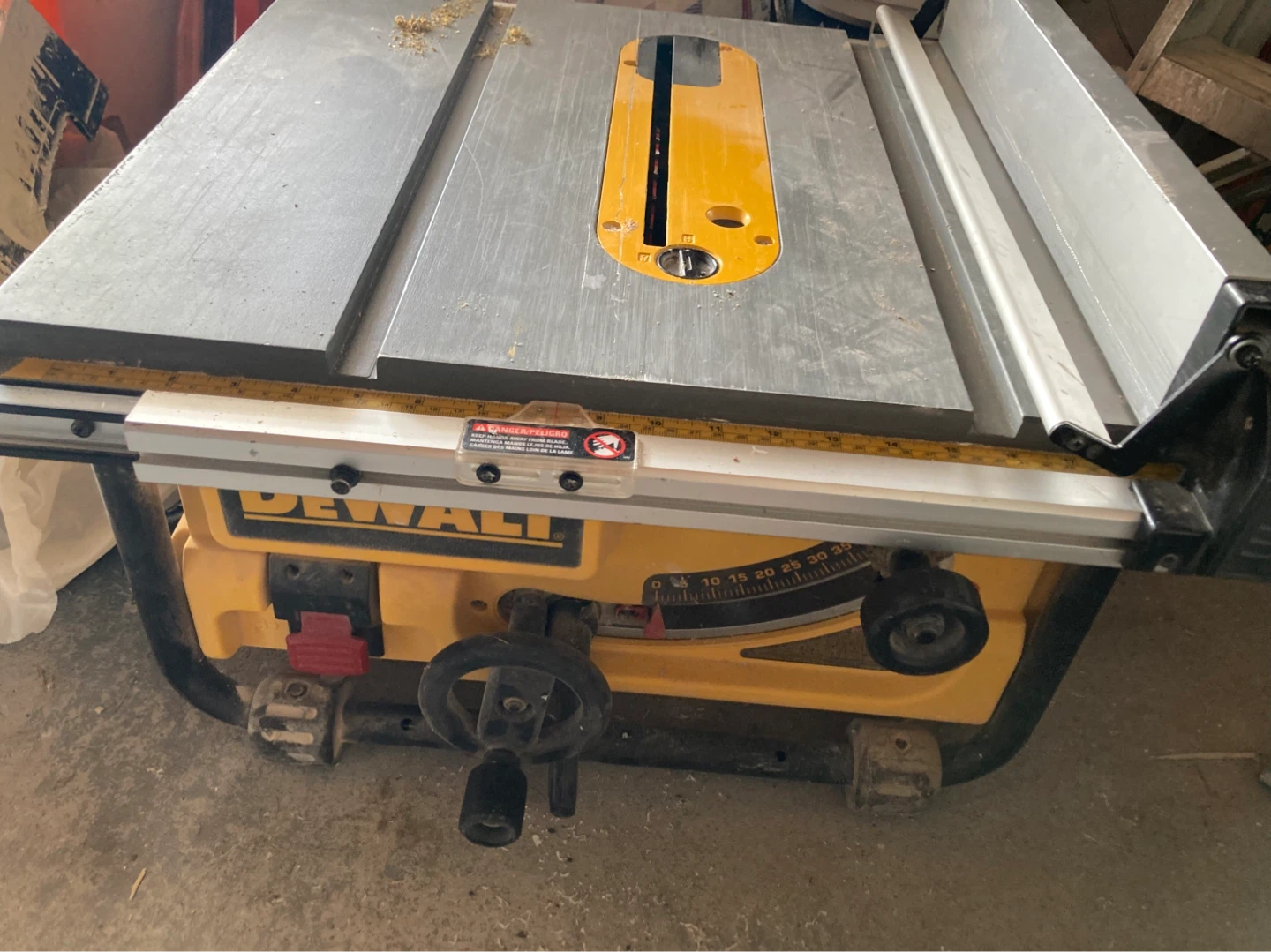 DeWalt Table Saw