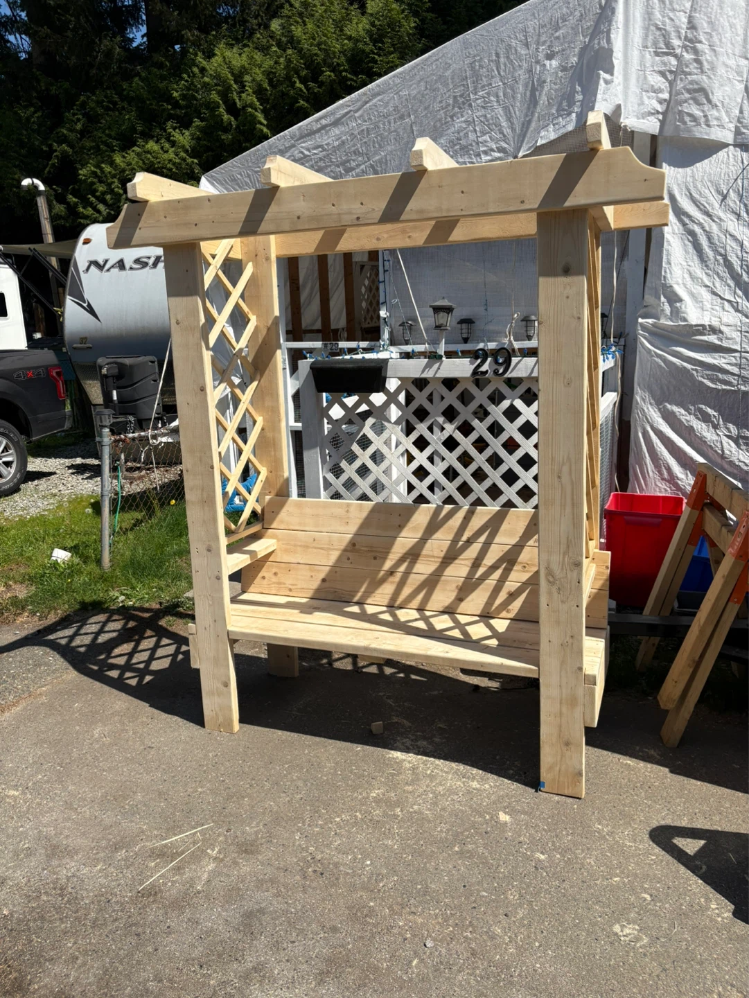 GARDEN BENCH