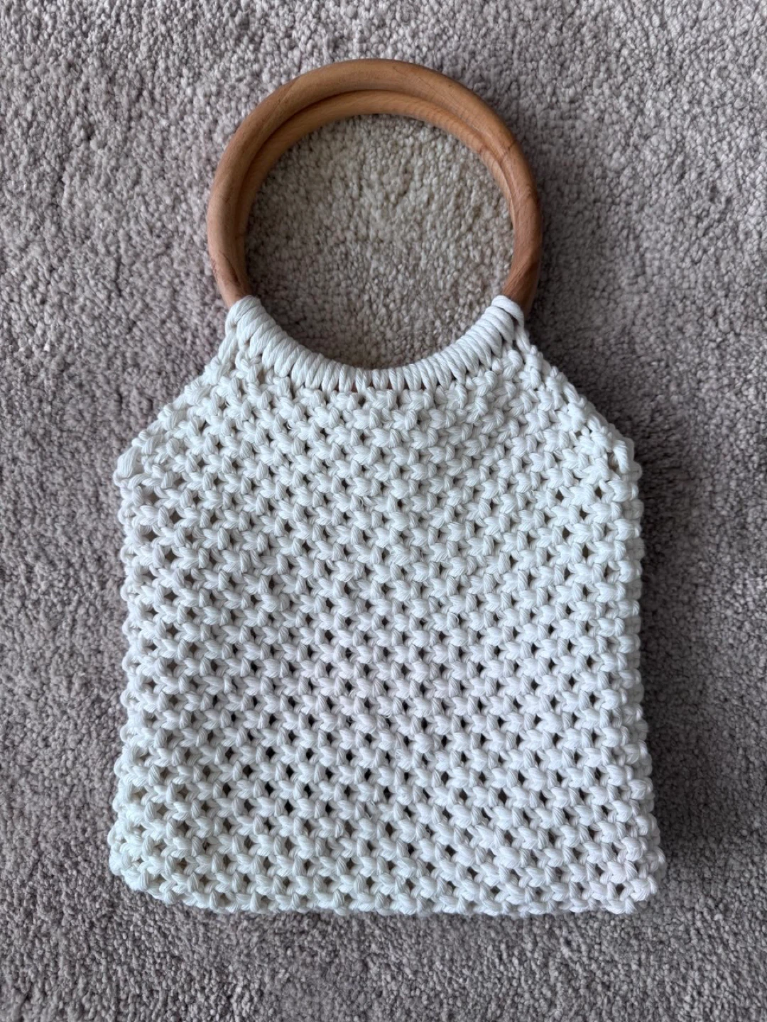 (handmade)White Macrame Tote Bag with Wooden Handles