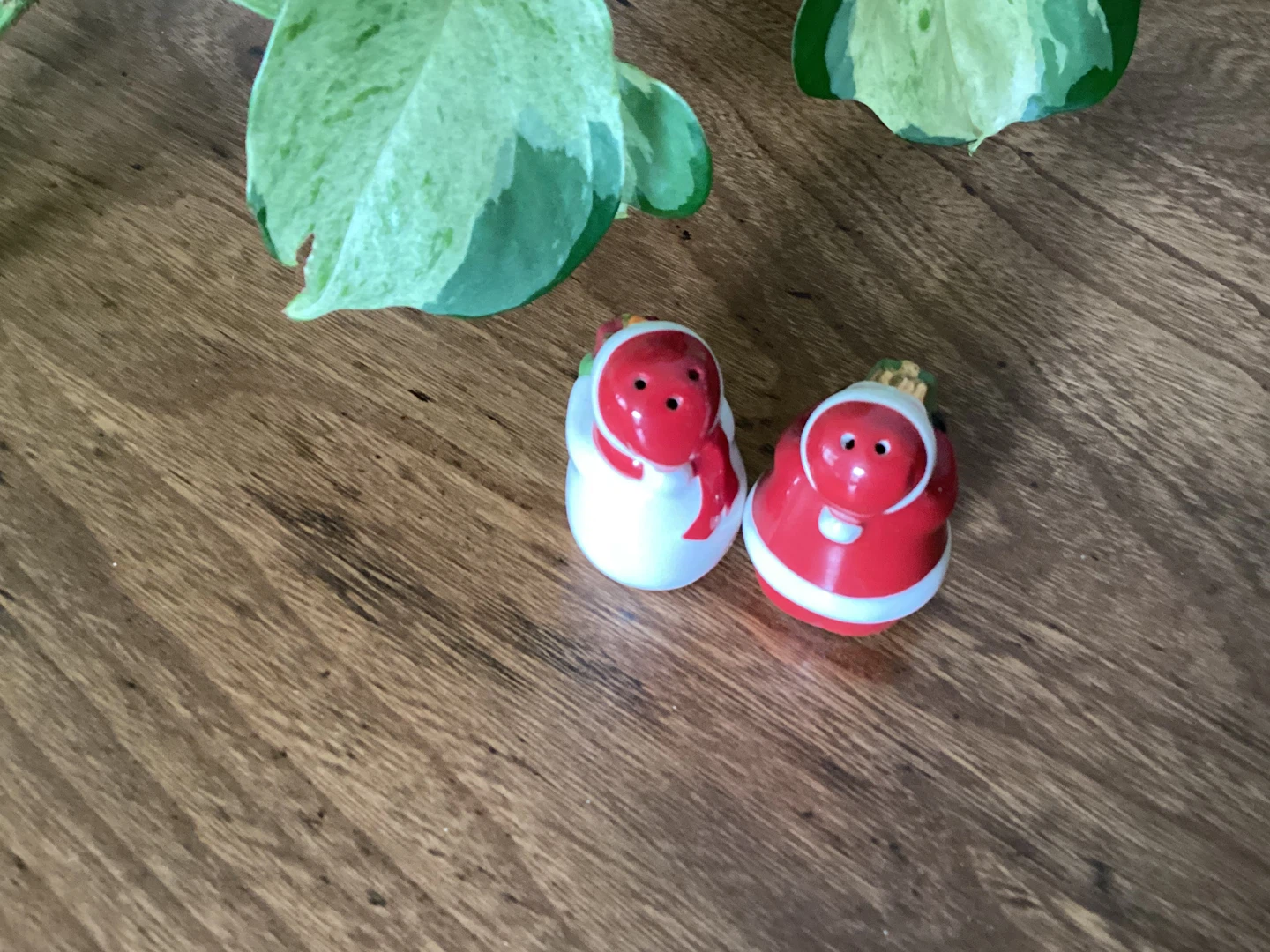 Christmas Salt and Pepper Shakers - photo 2