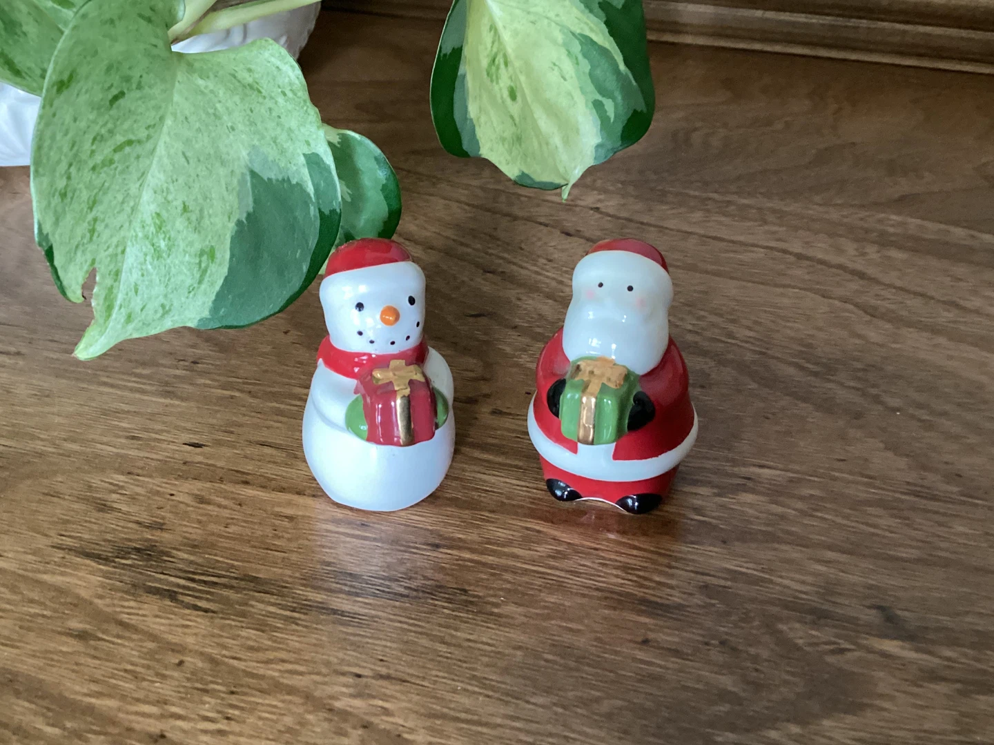 Christmas Salt and Pepper Shakers