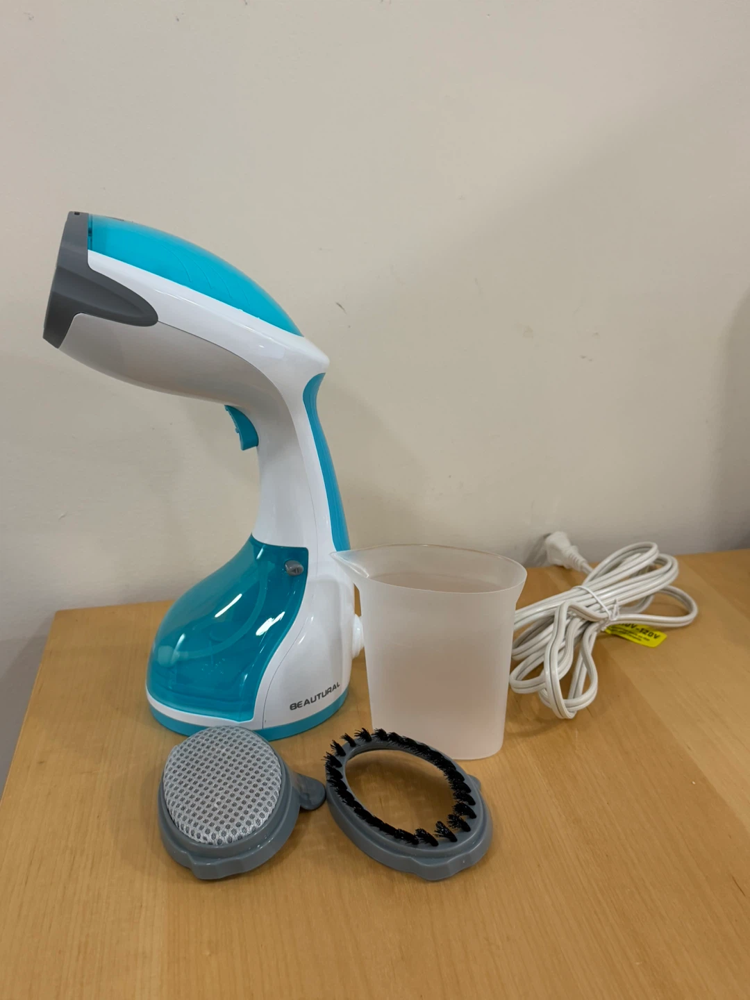 Handheld Fabric Steamer