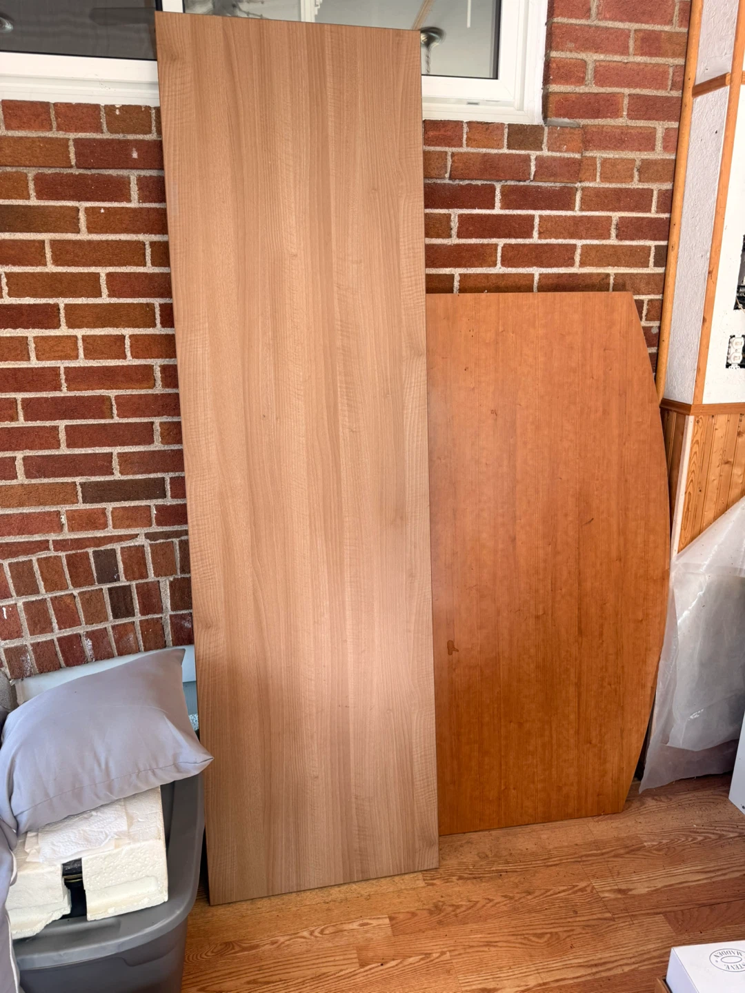 Wooden office tables - photo 3