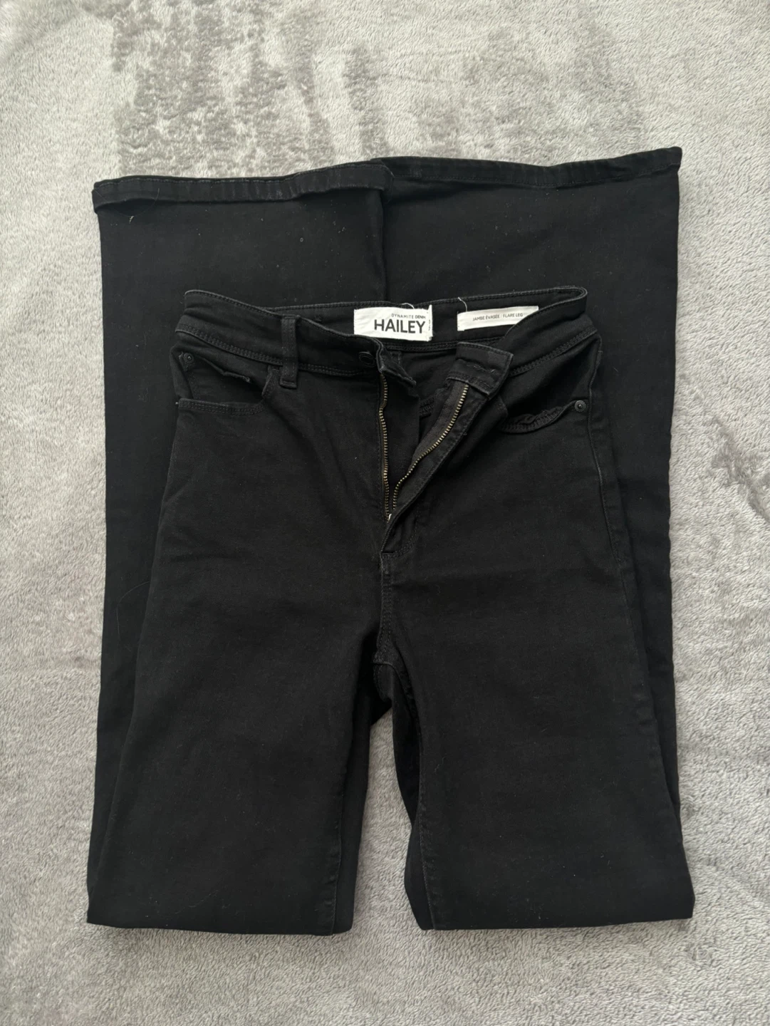 Hailey Dynamite Denim Flare Leg Pants Black Size 0