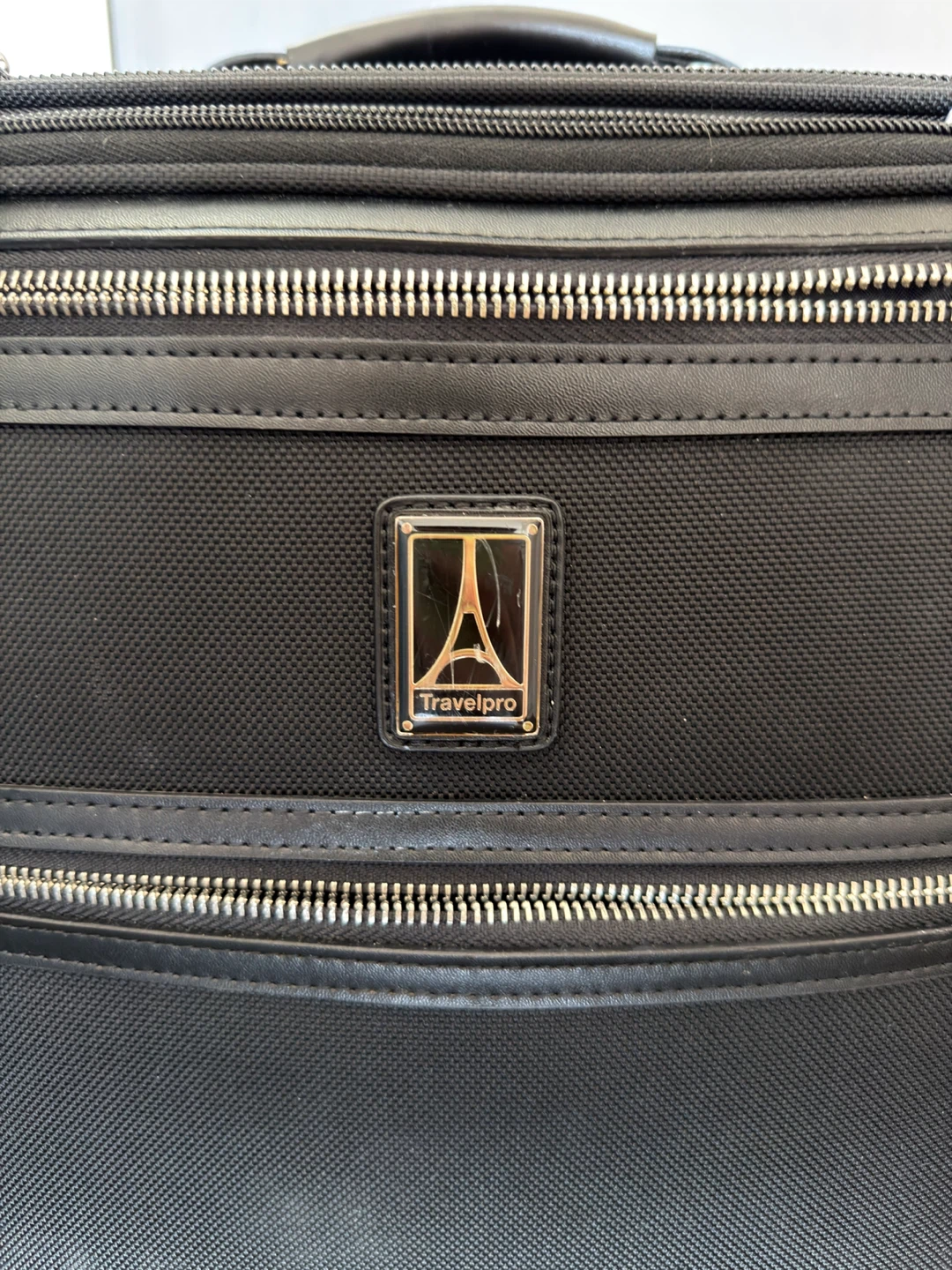 Travelpro Black Rolling Suitcase Luggage Carry On - photo 3