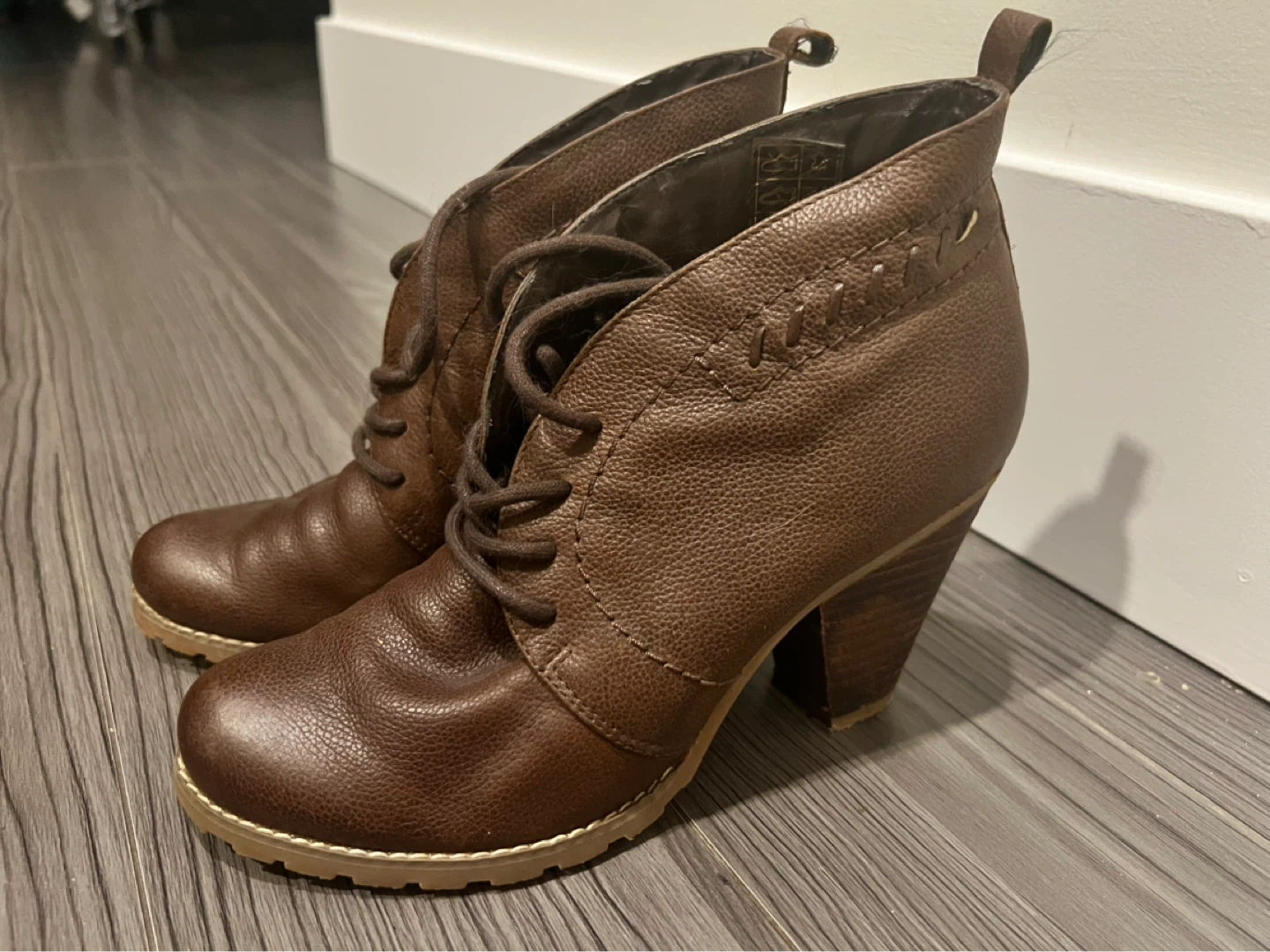Brown Leather Ankle Boots - Hush Puppies size 7