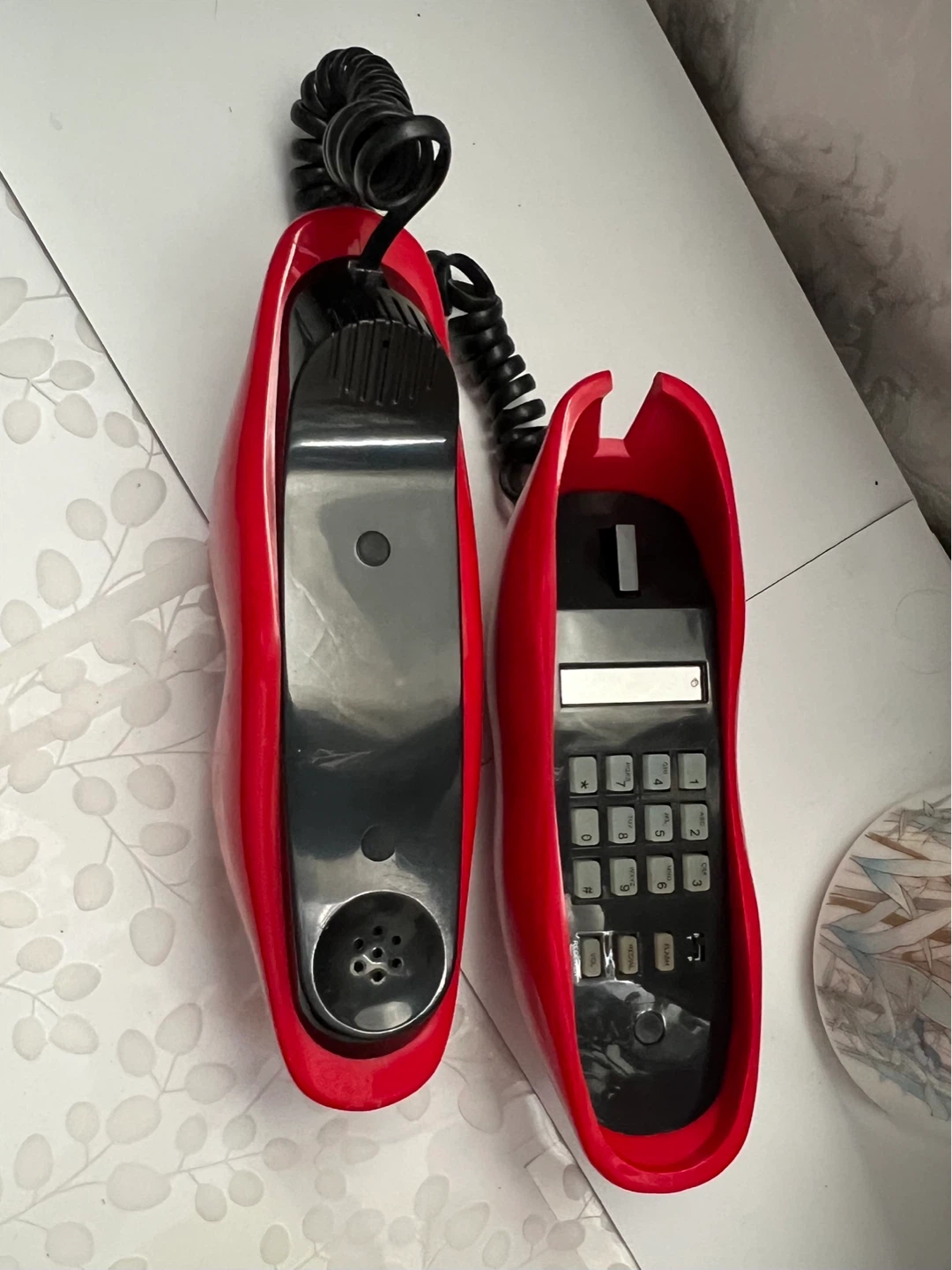 Mybelle 109 Lips Telephone - photo 2